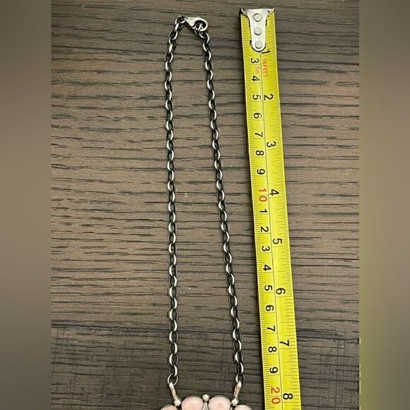 Sterling Silver Pink Conch Navajo Handmade Necklace Maxine Ramirez - Picture 4 of 6